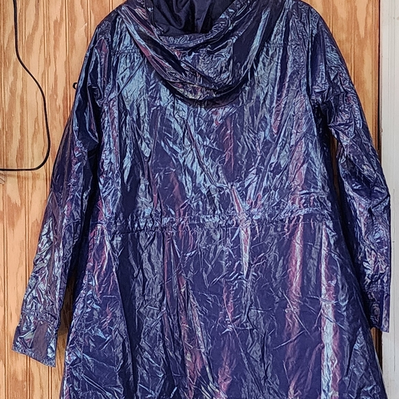 Iridescent Hooded Jacket - Picture 5 of 6
